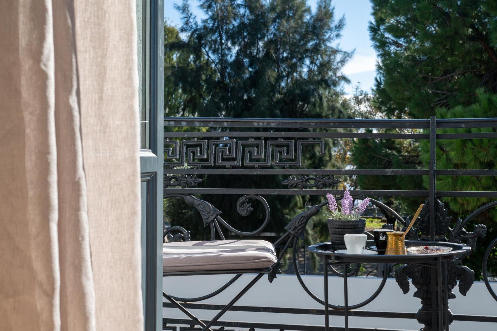 Panellinion Luxury Rooms Kalamata Bagian luar foto